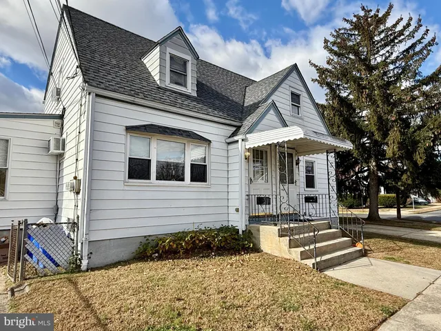 $2,250 | 1132 Howard Avenue, Bellmawr, NJ 08031
