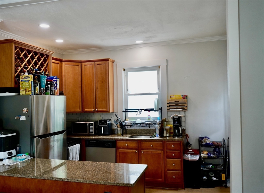 95 Pelham Street, Unit 3 Methuen, MA 01844 - Photo 4 of 15