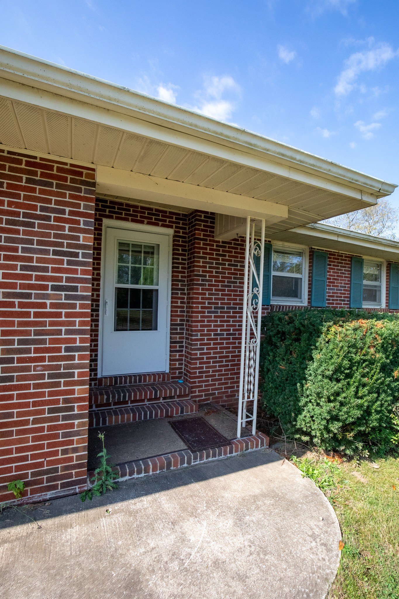 371 Rock Station Road Rock Island, TN 38581 - Photo 4 of 32