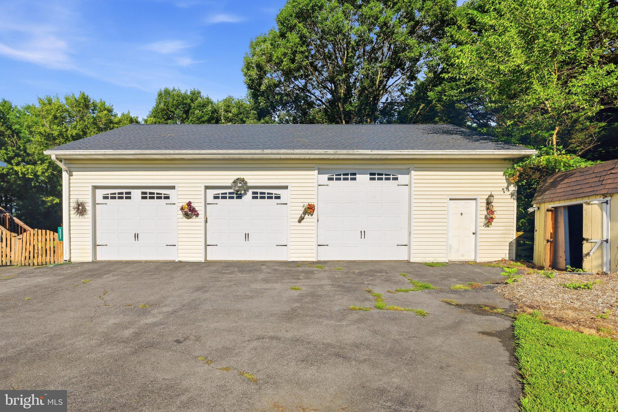 9092 Fox Ridge Drive Union Bridge, MD 21791 - Photo 51 of 67 Garge