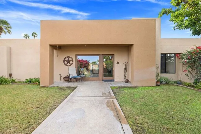 $4,200 | 74681 Peppertree Drive, Palm Desert, CA 92260
