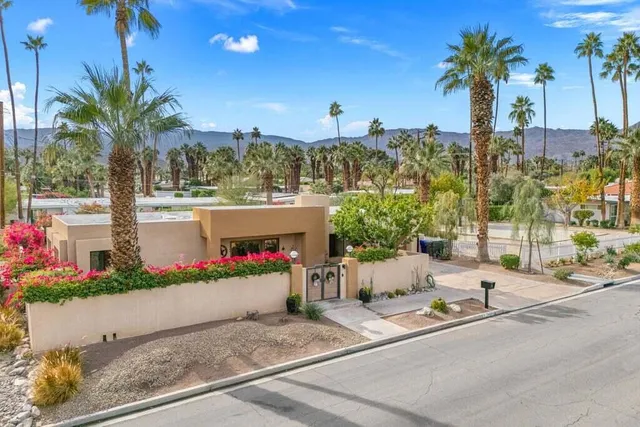 $4,200 | 74681 Peppertree Drive, Palm Desert, CA 92260