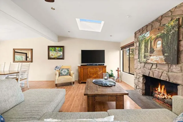 $4,200 | 74681 Peppertree Drive, Palm Desert, CA 92260