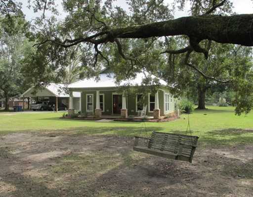 7416 Townsite Road Moss Point, MS 39562 - Photo 1 of 16 Primary Photo