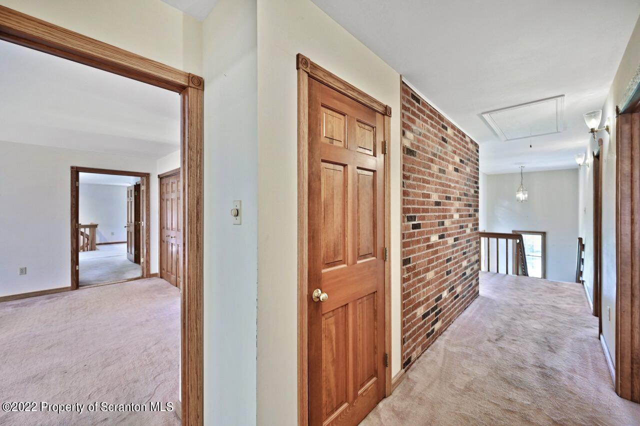 2181 Becks Crossing Road Moscow, PA 18444 - Photo 36 of 70