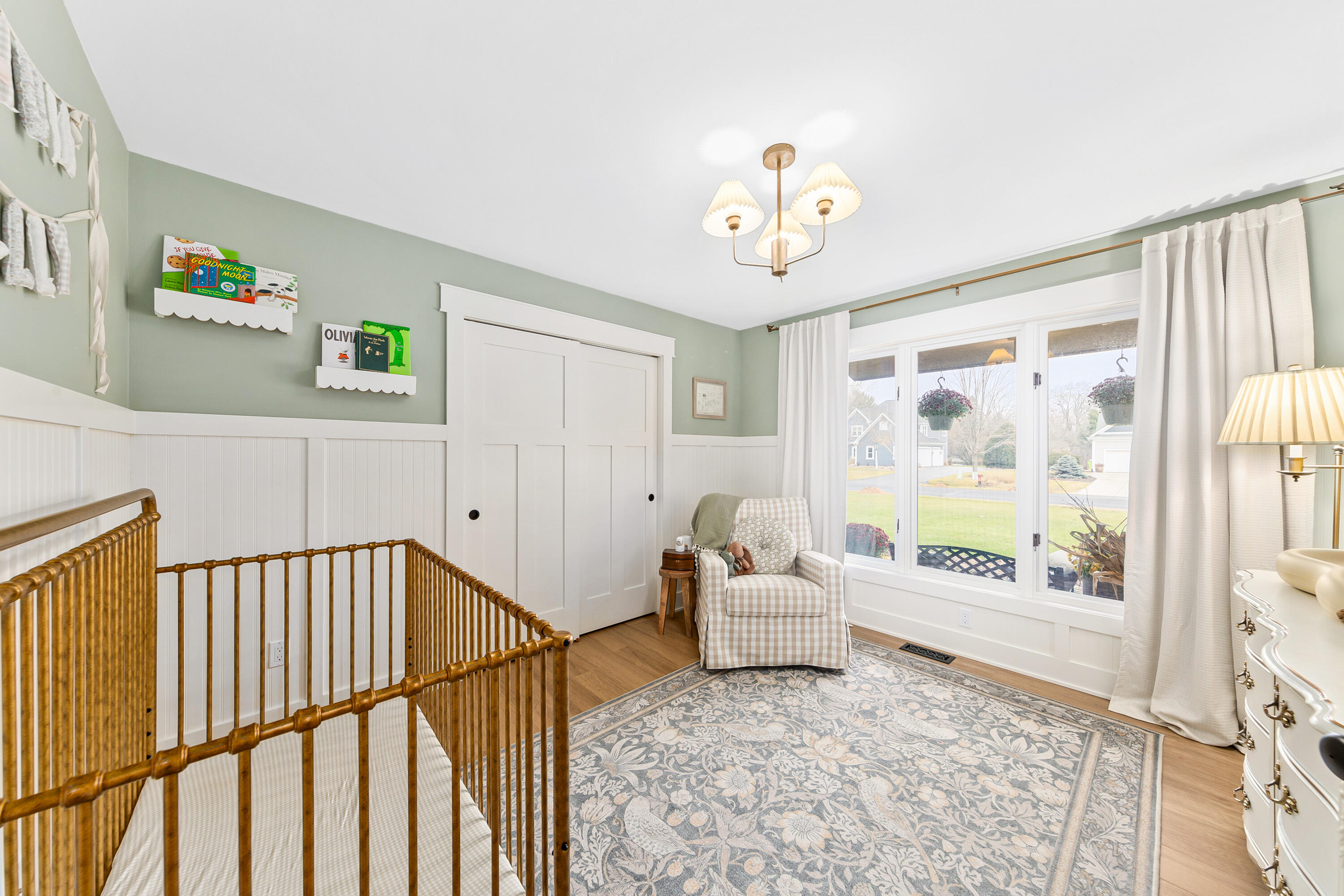 337 Sand Hill Lane Dousman, WI 53118 - Photo 23 of 41 BR 3 Main