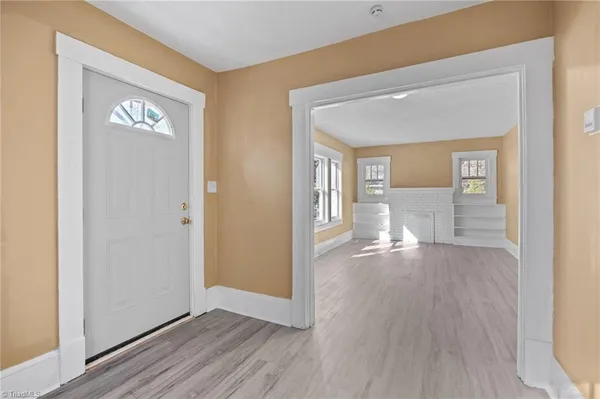 $189,000 | 801 East Lexington Avenue, High Point, NC 27262