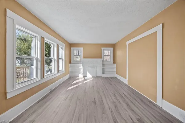 $189,000 | 801 East Lexington Avenue, High Point, NC 27262