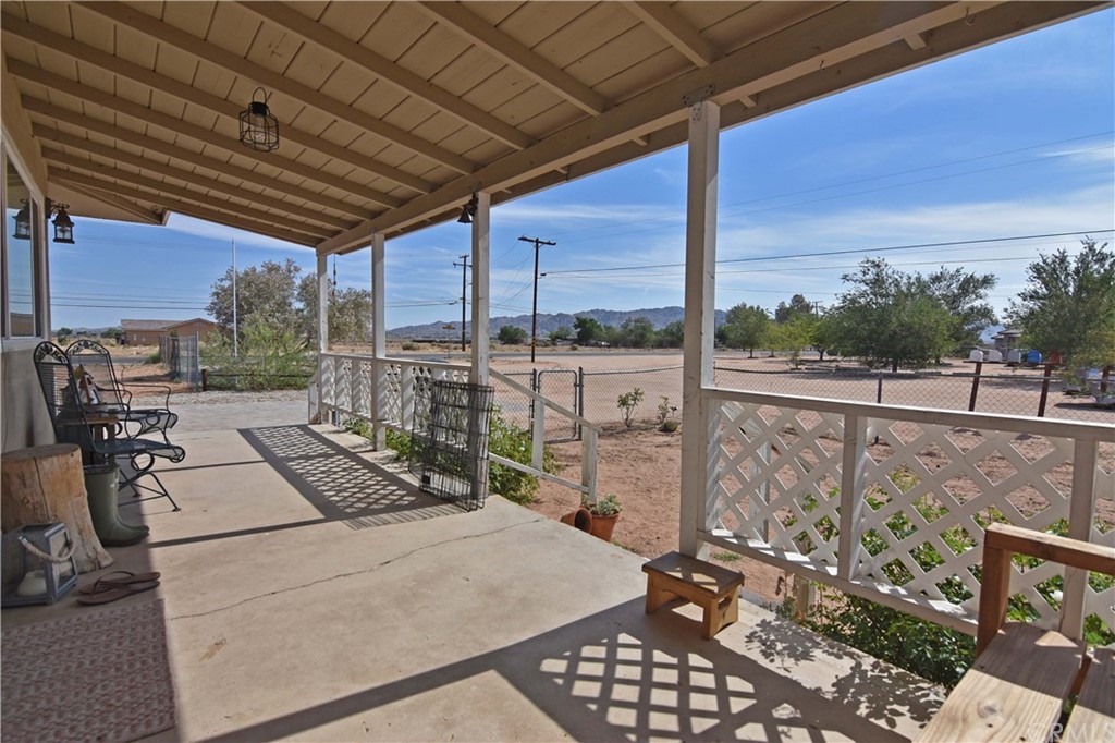 21825 Thunderbird Road Apple Valley, CA 92307 - Photo 2 of 27