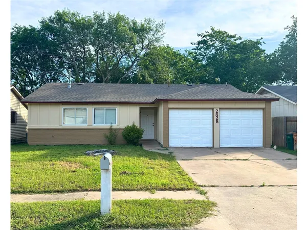 $2,000 | 2525 Dovemeadow Drive, Austin, TX 78744