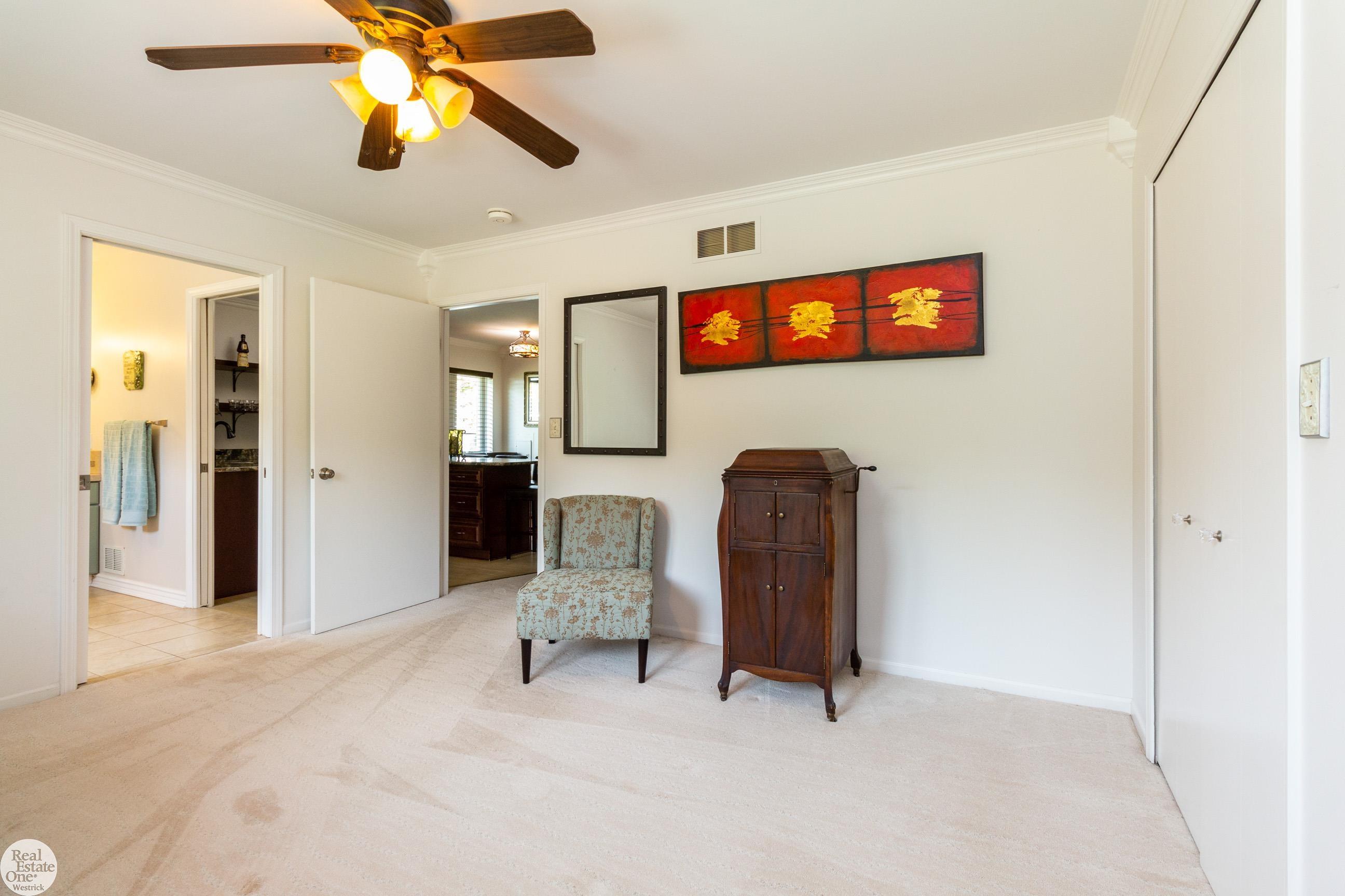 3728 Palms Road Casco, MI 48064 - Photo 27 of 72 50110332-26.JPG