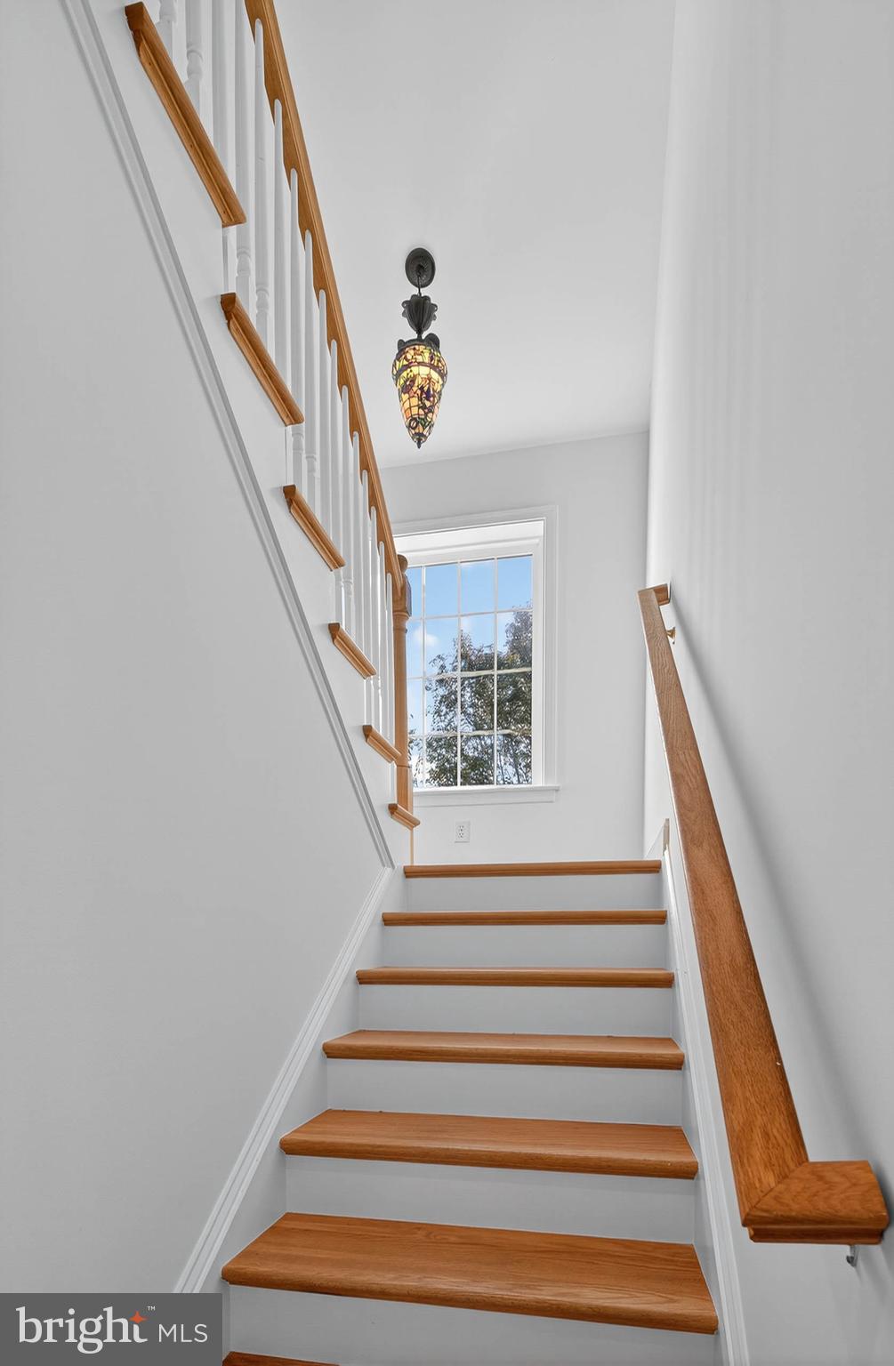 304 Cobblers Court Lititz, PA 17543 - Photo 36 of 50 a view of entryway