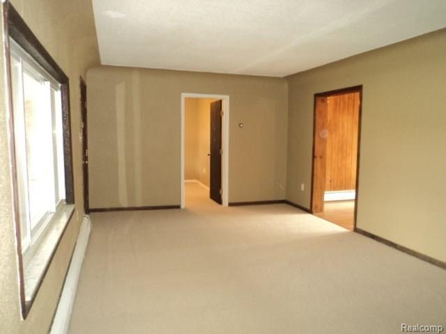 263 South Allen Road St. Clair, MI 48079 - Photo 4 of 27 263 S ALLEN PHOTOS 015 - Copy.JPG