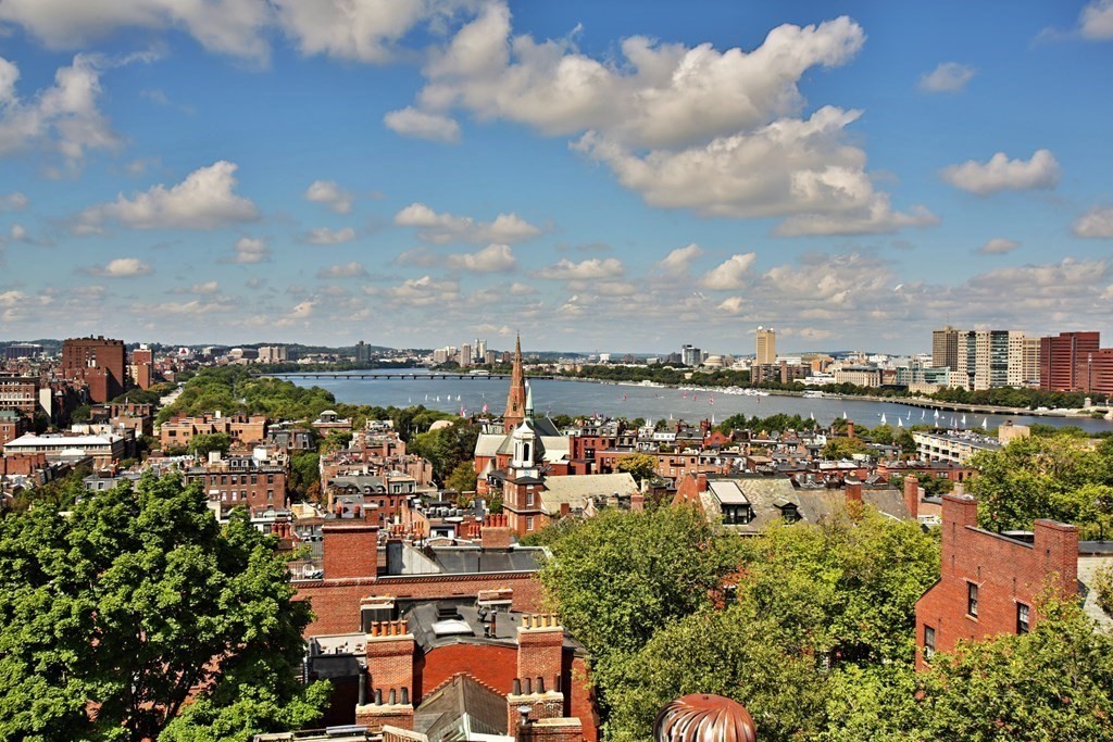 27 Chestnut Street, Unit 1B Boston, MA 02108 - Photo 14 of 14 a view of a city