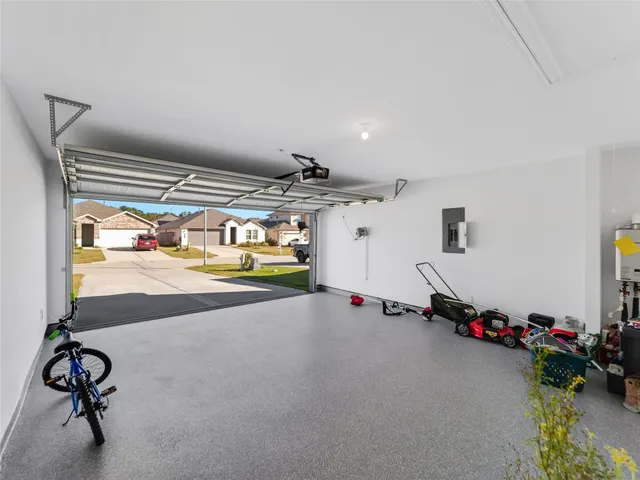 $2,050 | 40519 Crisp Beech Street, Magnolia, TX 77354