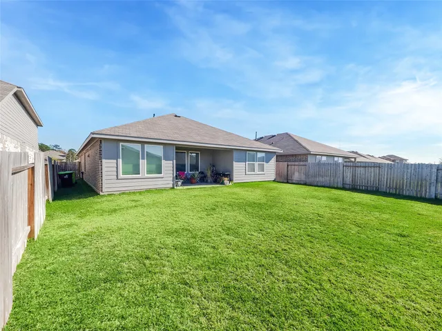 $2,050 | 40519 Crisp Beech Street, Magnolia, TX 77354