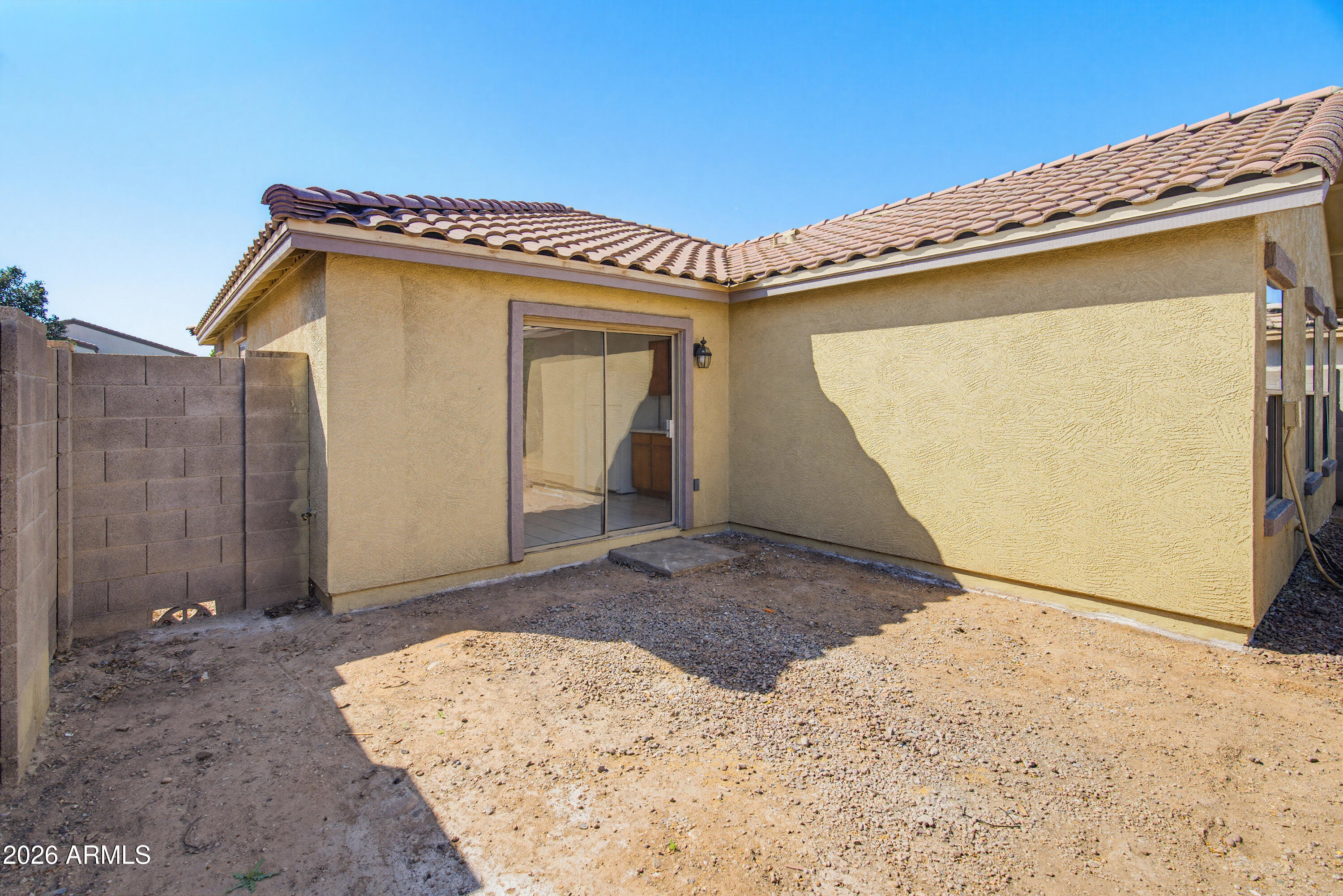2534 West Roeser Road Phoenix, AZ 85041 - Photo 18 of 23 2534 W Roeser Rd-5