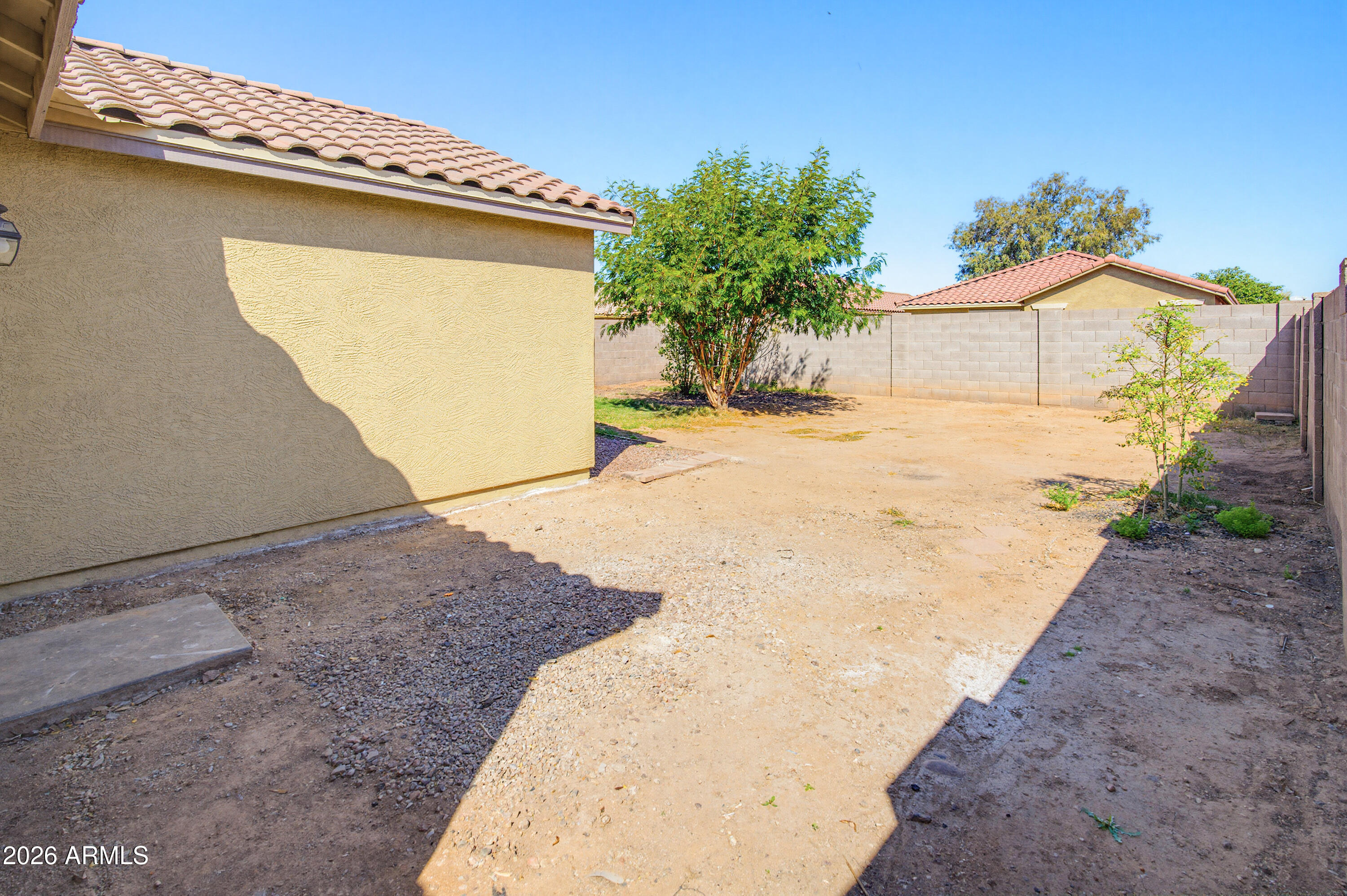 2534 West Roeser Road Phoenix, AZ 85041 - Photo 19 of 23 2534 W Roeser Rd-1