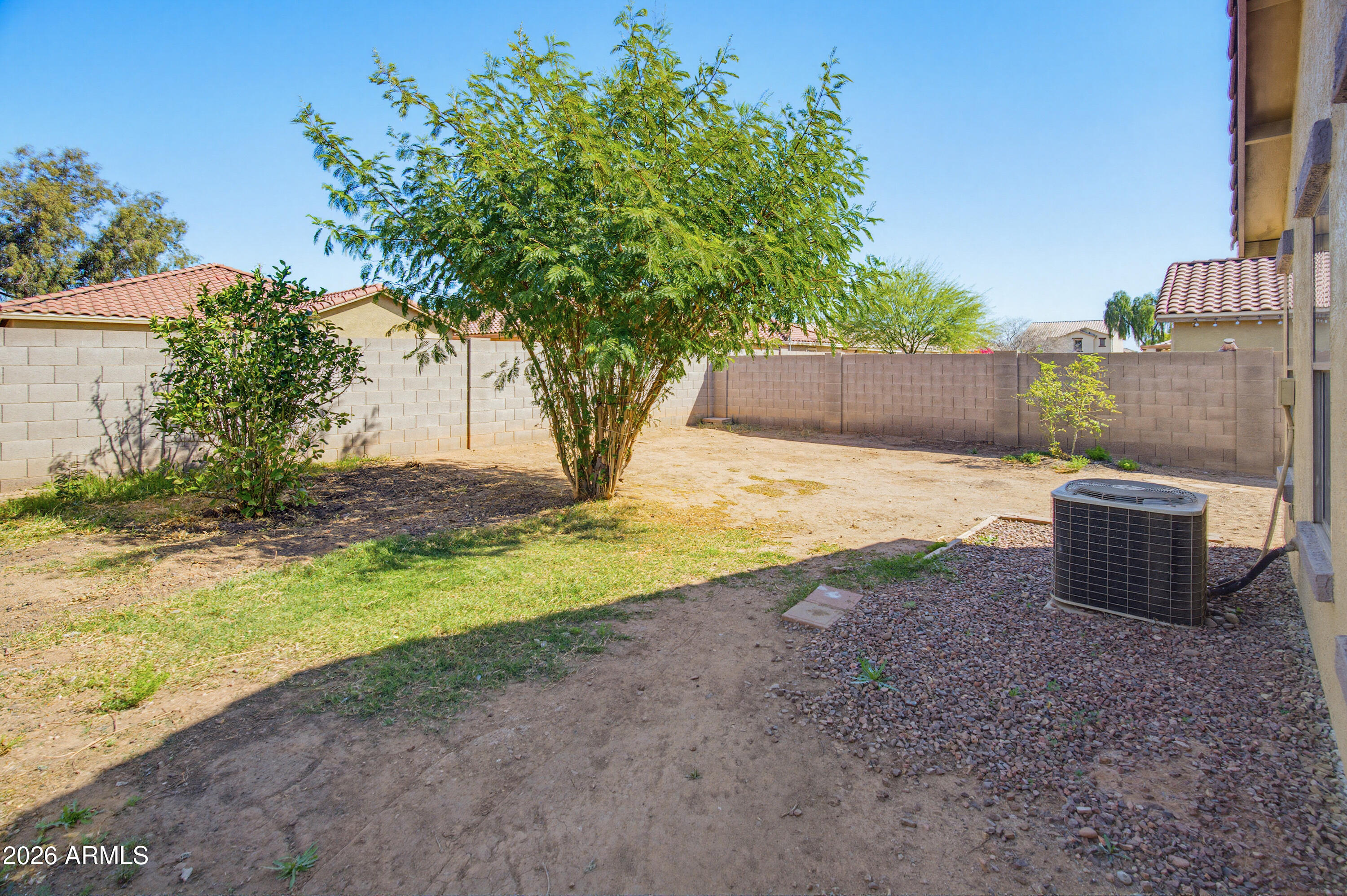 2534 West Roeser Road Phoenix, AZ 85041 - Photo 21 of 23 2534 W Roeser Rd-3