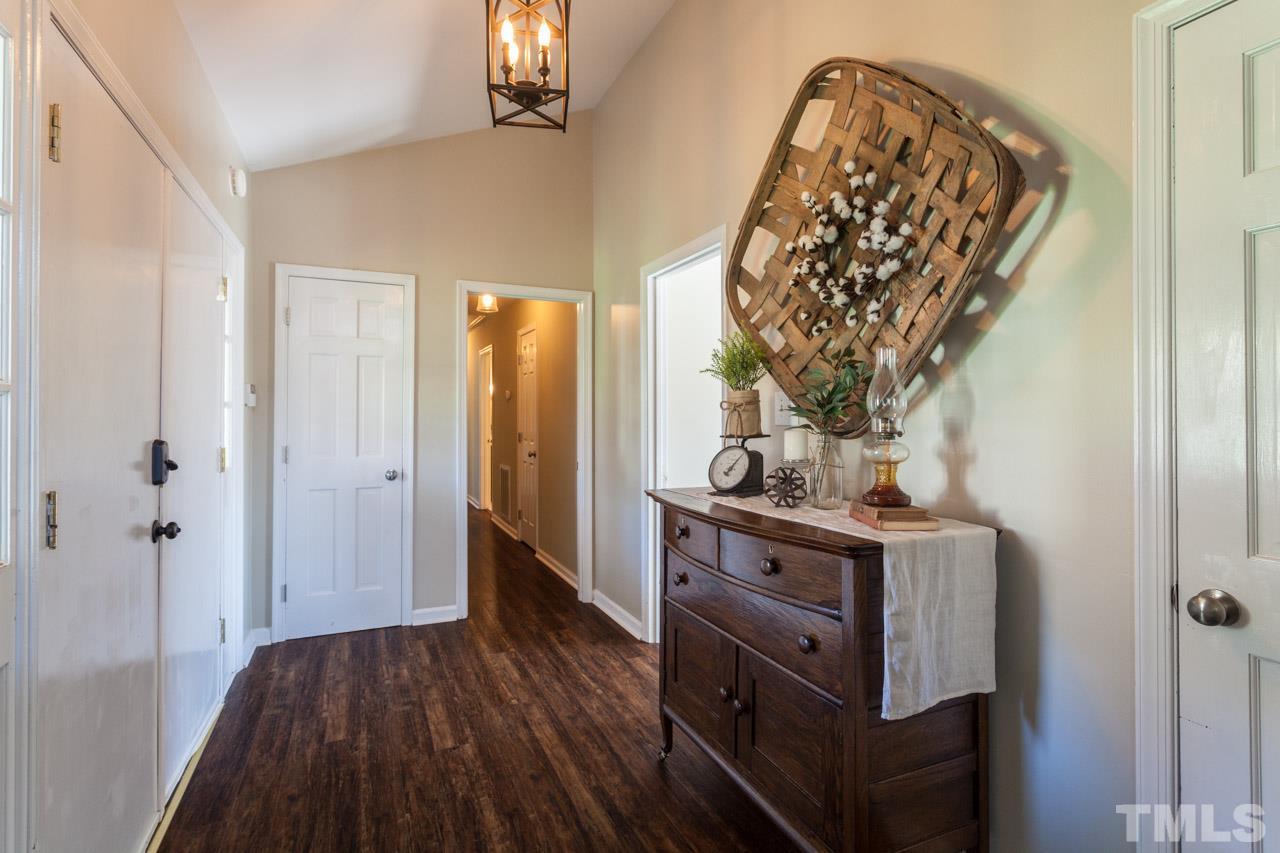 1420 Princess Anne Road Raleigh, NC 27607 - Photo 6 of 30