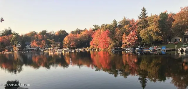 $1,490,000 | 12 Lupine Drive, Lake Harmony, PA 18624