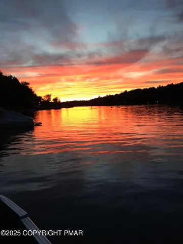 $1,490,000 | 12 Lupine Drive, Lake Harmony, PA 18624