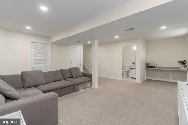 $650,000 | 3884 Wertz Drive, Woodbridge, VA 22193