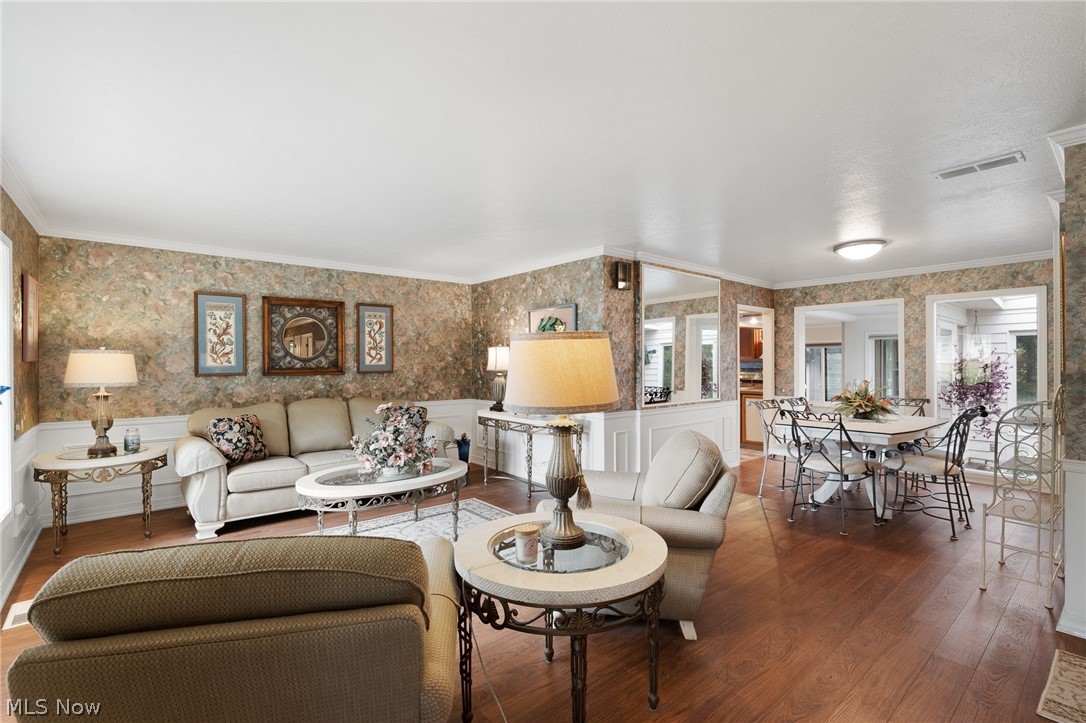 662 Barrett Road Berea, OH 44017 - Photo 15 of 36 Gallery Image 15