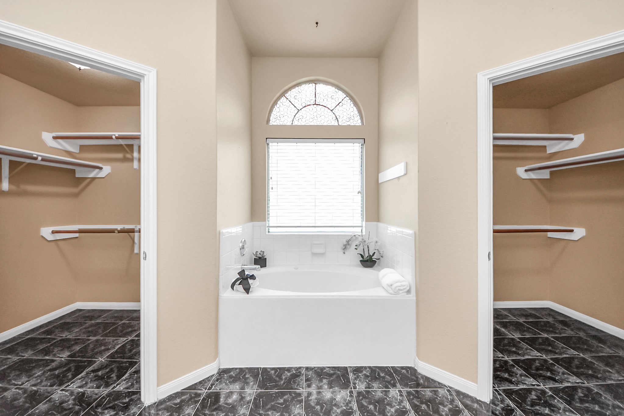 19123 Center Park Drive Spring, TX 77373 - Photo 30 of 42 a bathroom with a bathtub and shower