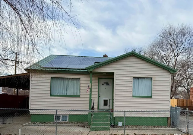 $525,000 | 607 South Powerline Road, Nampa, ID 83686