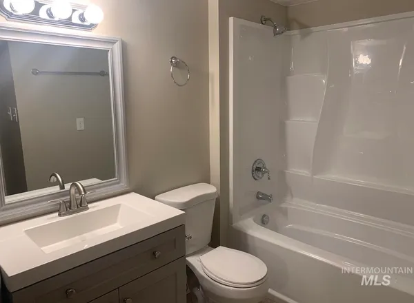 $490,000 | 607 South Powerline Road, Nampa, ID 83686