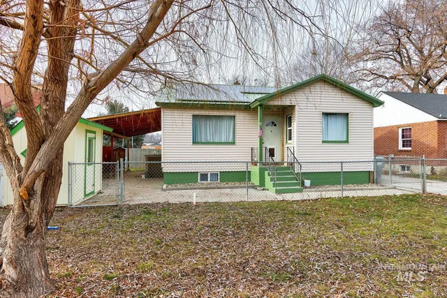 $525,000 | 607 South Powerline Road, Nampa, ID 83686