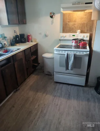 $490,000 | 607 South Powerline Road, Nampa, ID 83686