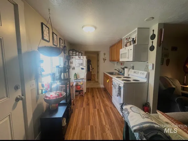 $490,000 | 607 South Powerline Road, Nampa, ID 83686