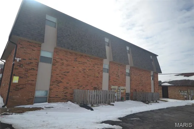 $520,000 | 855 M And O Station Road, Millstadt, IL 62260