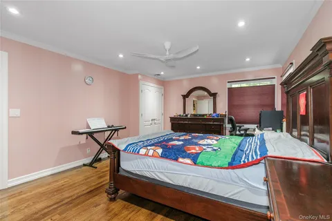 $1,975,000 | 3 St Lawrence Place, Jericho, NY 11753