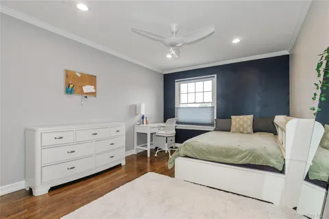 $1,975,000 | 3 St Lawrence Place, Jericho, NY 11753