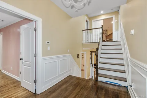 $1,975,000 | 3 St Lawrence Place, Jericho, NY 11753