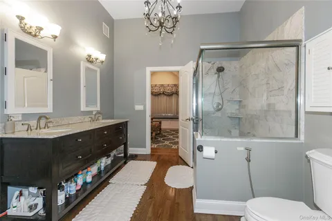 $1,975,000 | 3 St Lawrence Place, Jericho, NY 11753