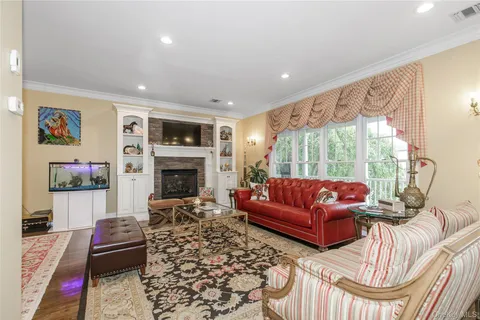 $1,975,000 | 3 St Lawrence Place, Jericho, NY 11753