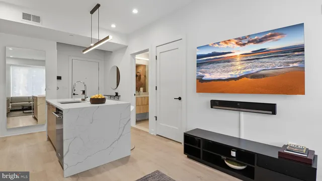 $2,300 | 7700 Georgia Avenue Northwest, Unit 101, Washington, DC 20012