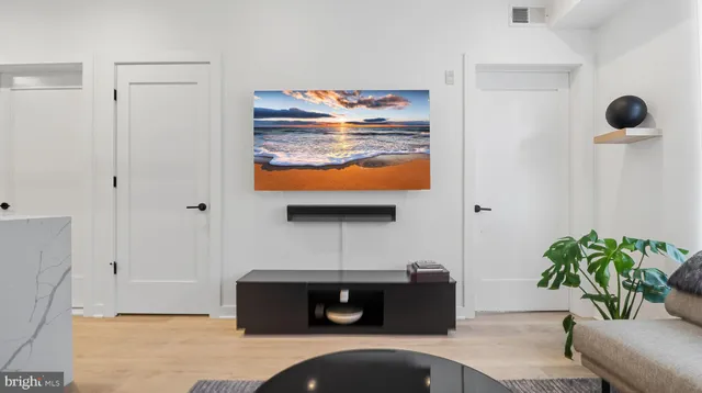 $2,300 | 7700 Georgia Avenue Northwest, Unit 101, Washington, DC 20012