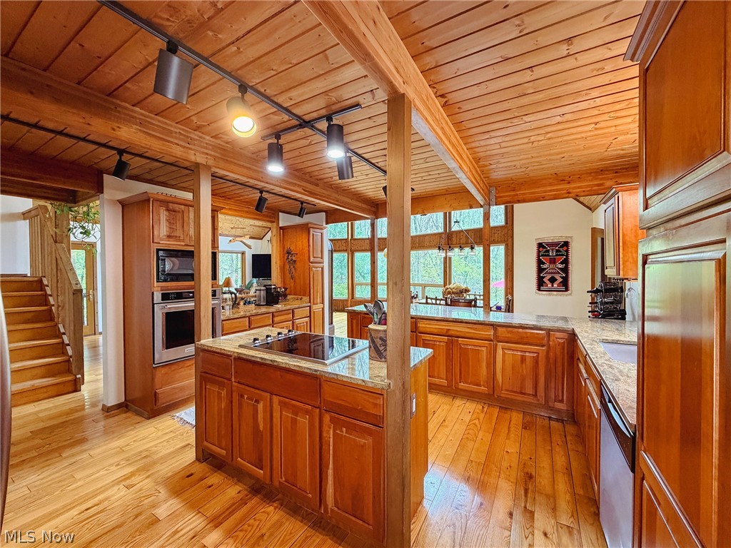 17126 Catsden Road Chagrin Falls, OH 44023 - Photo 17 of 37