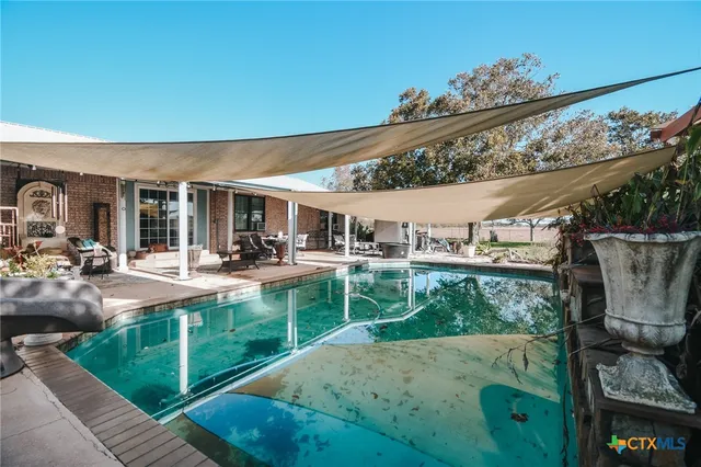 $279,400 | 5971 Wood Hi Road, Victoria, TX 77905