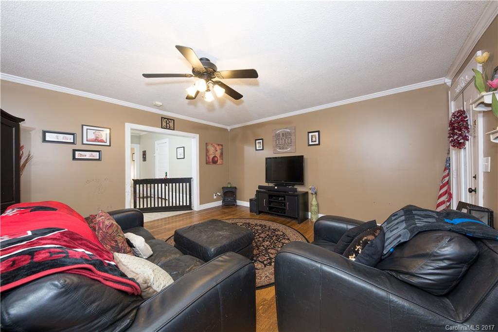 1089 West Old Limestone Road Clover, SC 29710 - Photo 4 of 21 Gallery Image 4