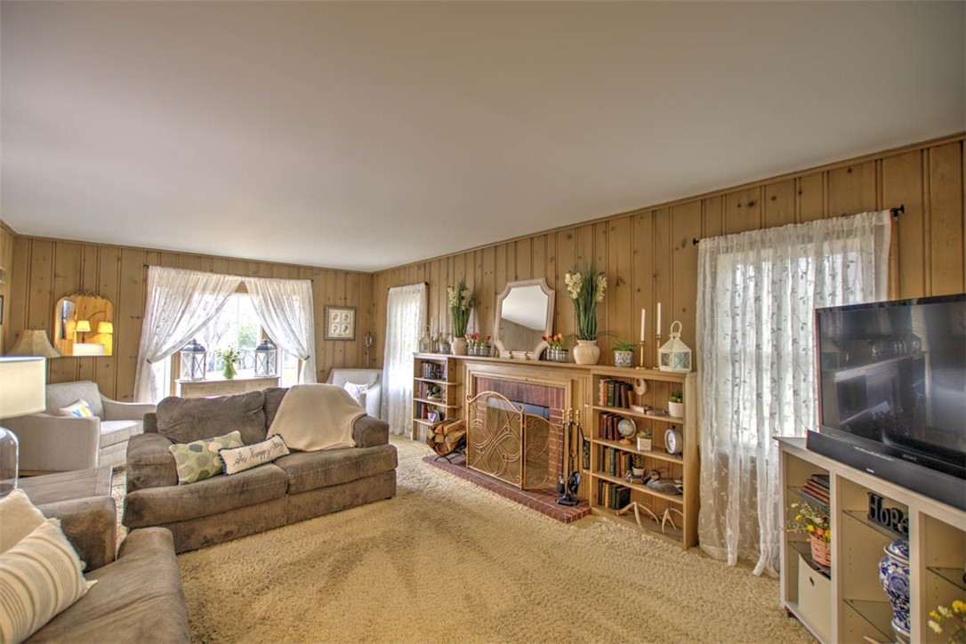 1560 West Sunset Avenue Decatur, IL 62522 - Photo 9 of 26 Gallery Image 9