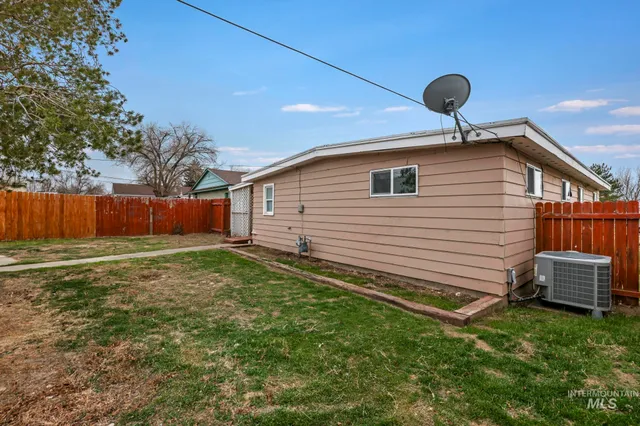 $282,000 | 720 14th Avenue North, Buhl, ID 83316