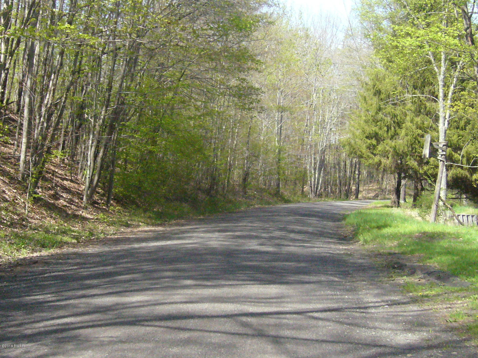 1736 O O&W Road Starlight, PA 18461 - Photo 15 of 41