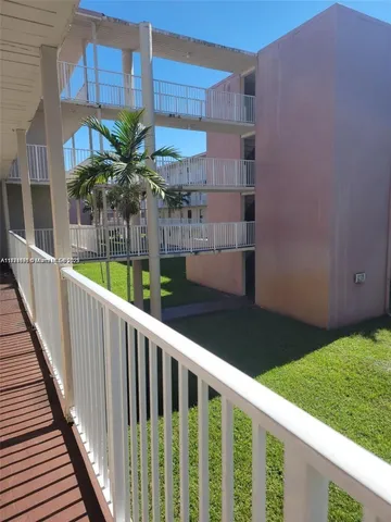 $139,900 | 2800 Northwest 56th Avenue, Unit B202, Lauderhill, FL 33313