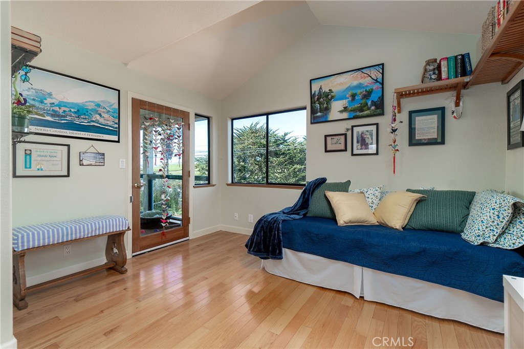 978 Balboa Street Morro Bay, CA 93442 - Photo 17 of 34 a living room with furniture and a large window